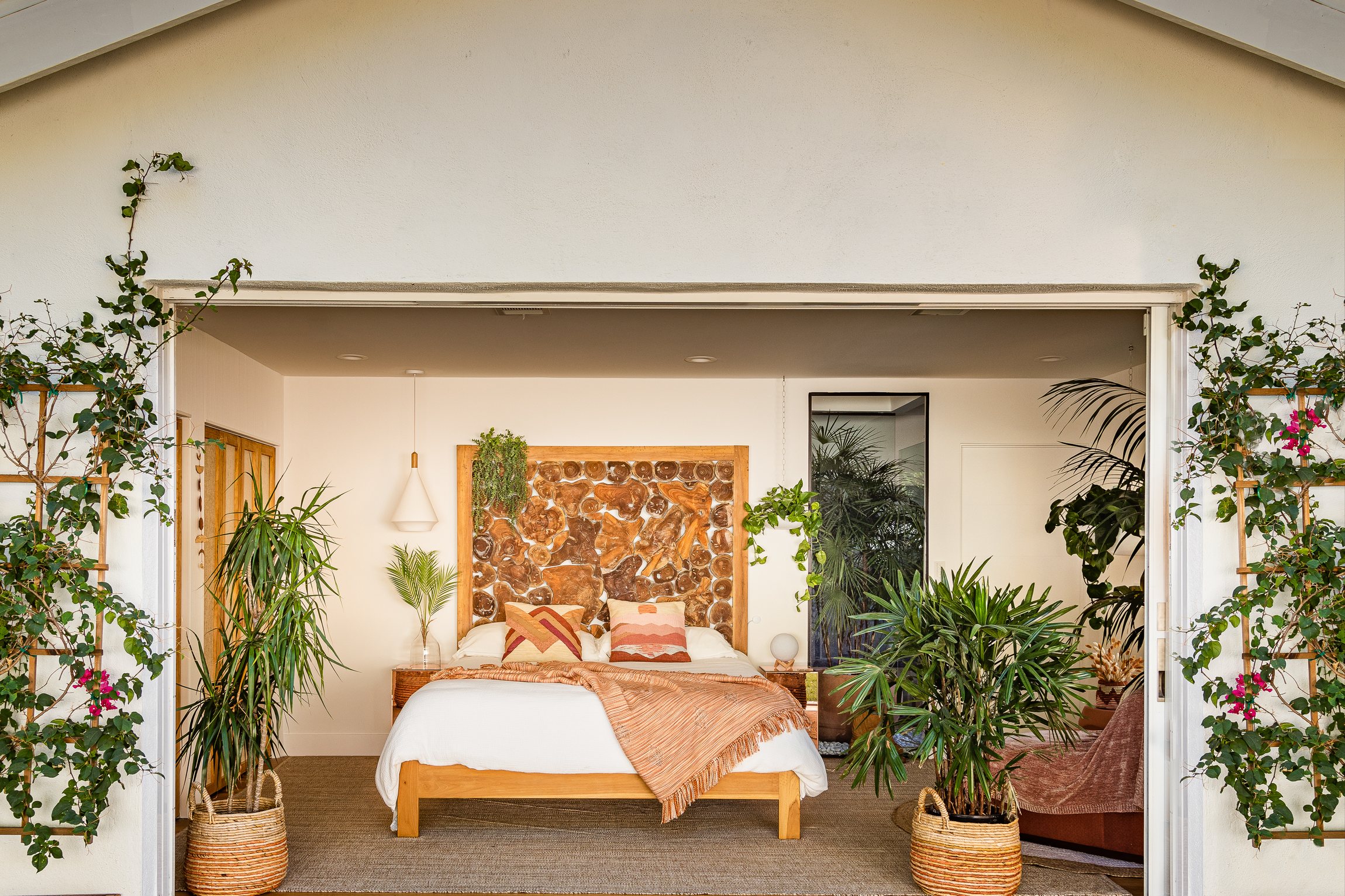 Bedroom opening to the garden at Nimbali